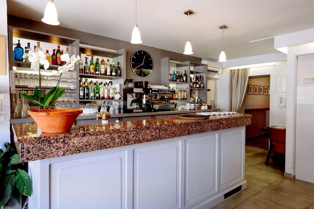 Hotel Restaurant Du Lauragais Logis De France Villefranche-de-Lauragais Ngoại thất bức ảnh
